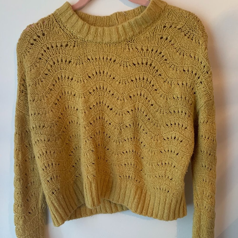 American Eagle Yellow Knit Sweater